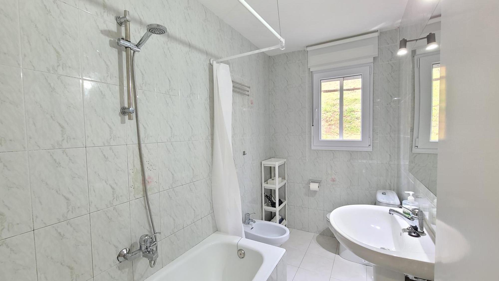 Casa Renovada Con Chill Out En Espinosa Leilighet Espinosa de los Monteros Eksteriør bilde
