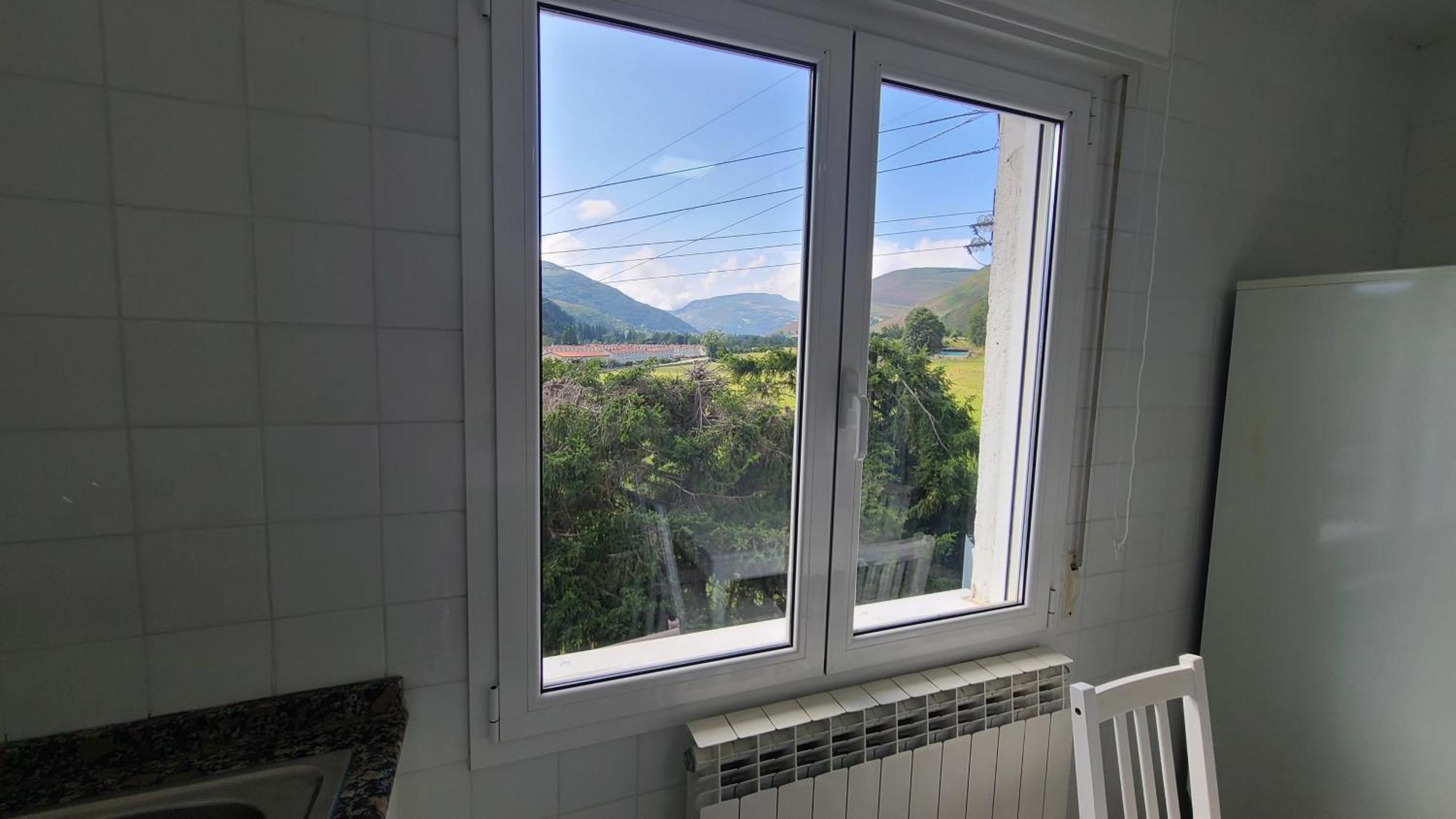 Casa Renovada Con Chill Out En Espinosa Leilighet Espinosa de los Monteros Eksteriør bilde